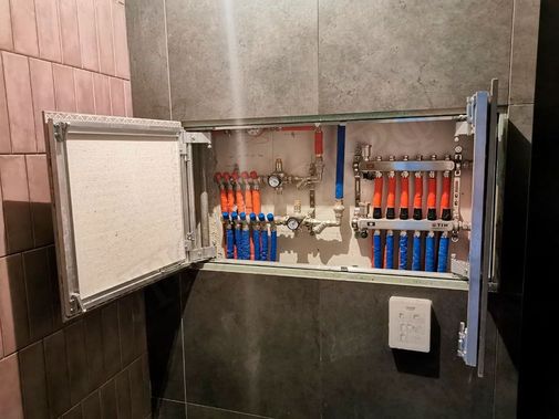 Люк под плитку Секрет 3.0, 2 створки 1150*1200 Люк под плитку Секрет 3.0, 2 створки 1150*1200