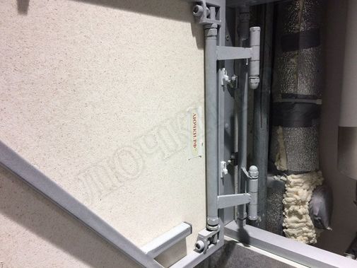 Люк под плитку Нажимной Железяка 750*750 Люк под плитку Нажимной Железяка 750*750